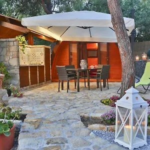 https://campeggio-sanfilippo.sicilyhotelsitaly.net